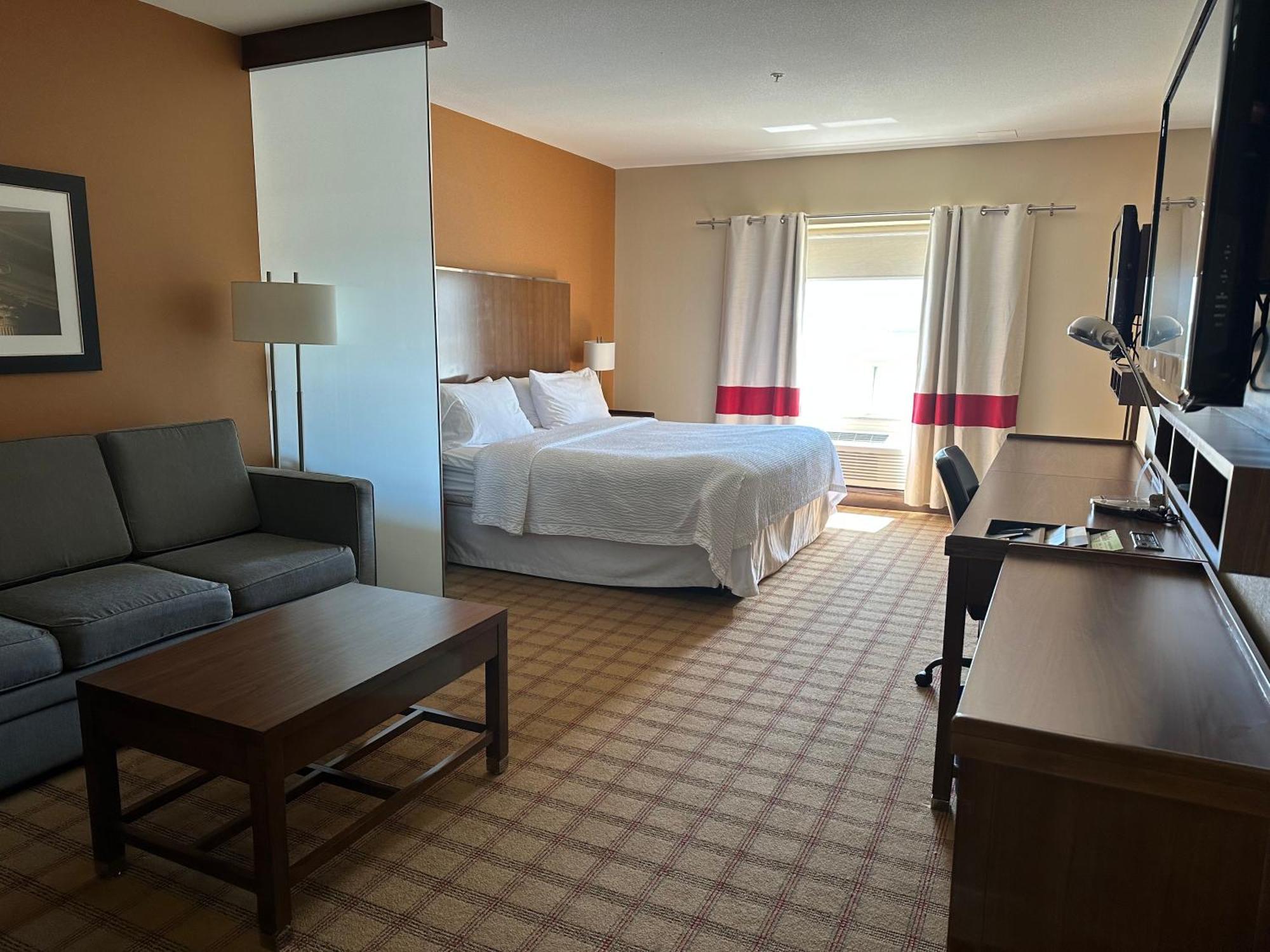 Four Points By Sheraton Edmonton Gateway מראה חיצוני תמונה
